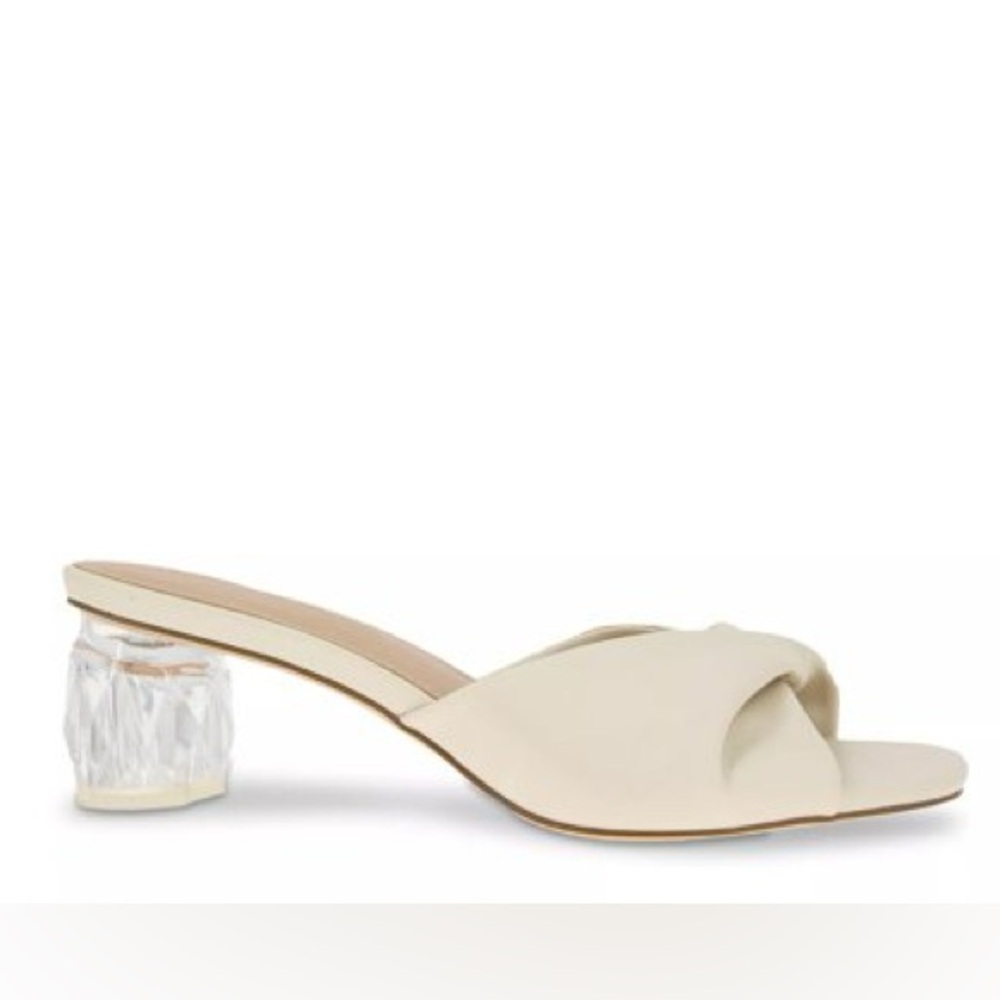 BCBGeneration Mebba Sandal